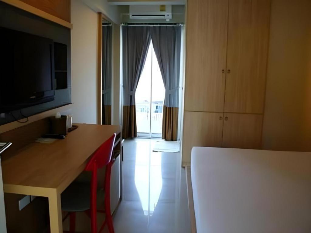 Chinotel Phuket Buitenkant foto